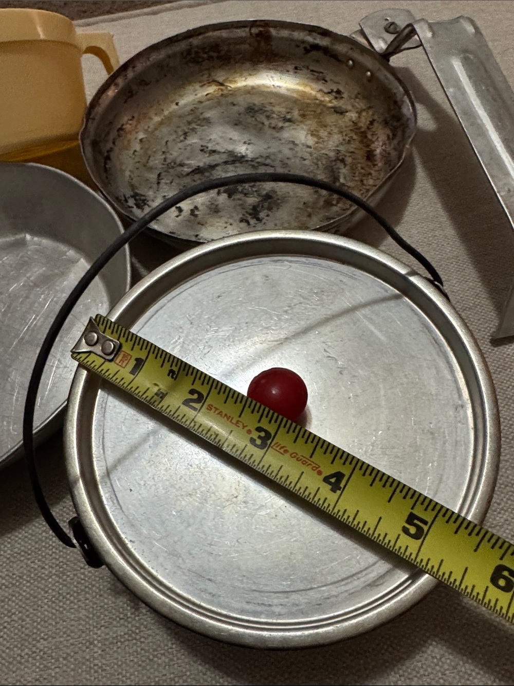 Used Mess Kit-Multi Piece Set-Pans Pots with Lid-Plastic Cup-Metal-Used-Marks - Picture 3 of 9
